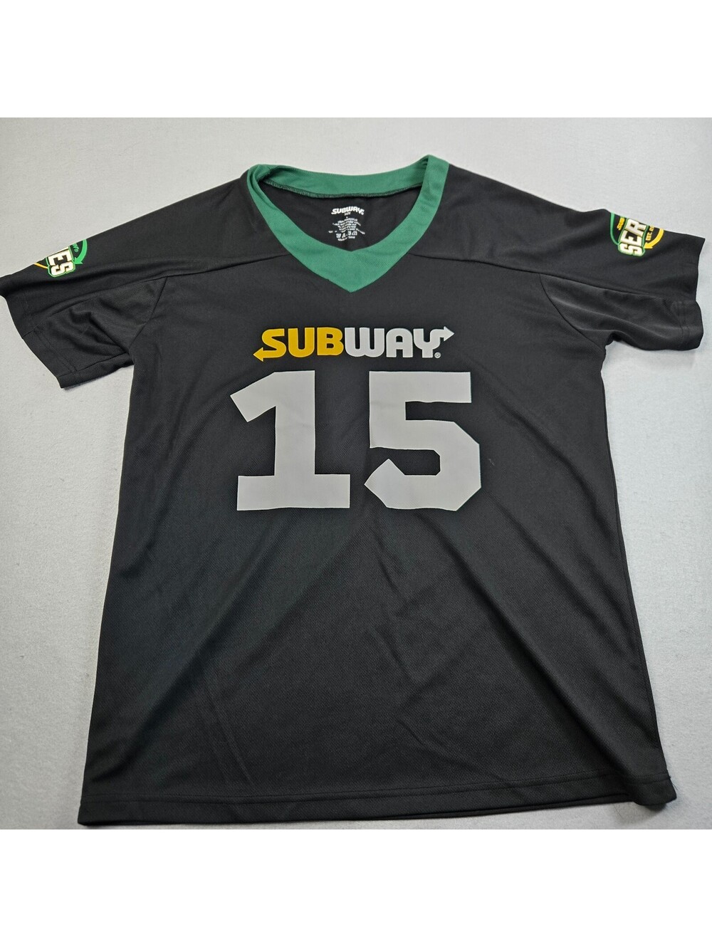 Subway Series #15 Titan Turkey Football Jersey Mens L Black Crew Employee Dad
